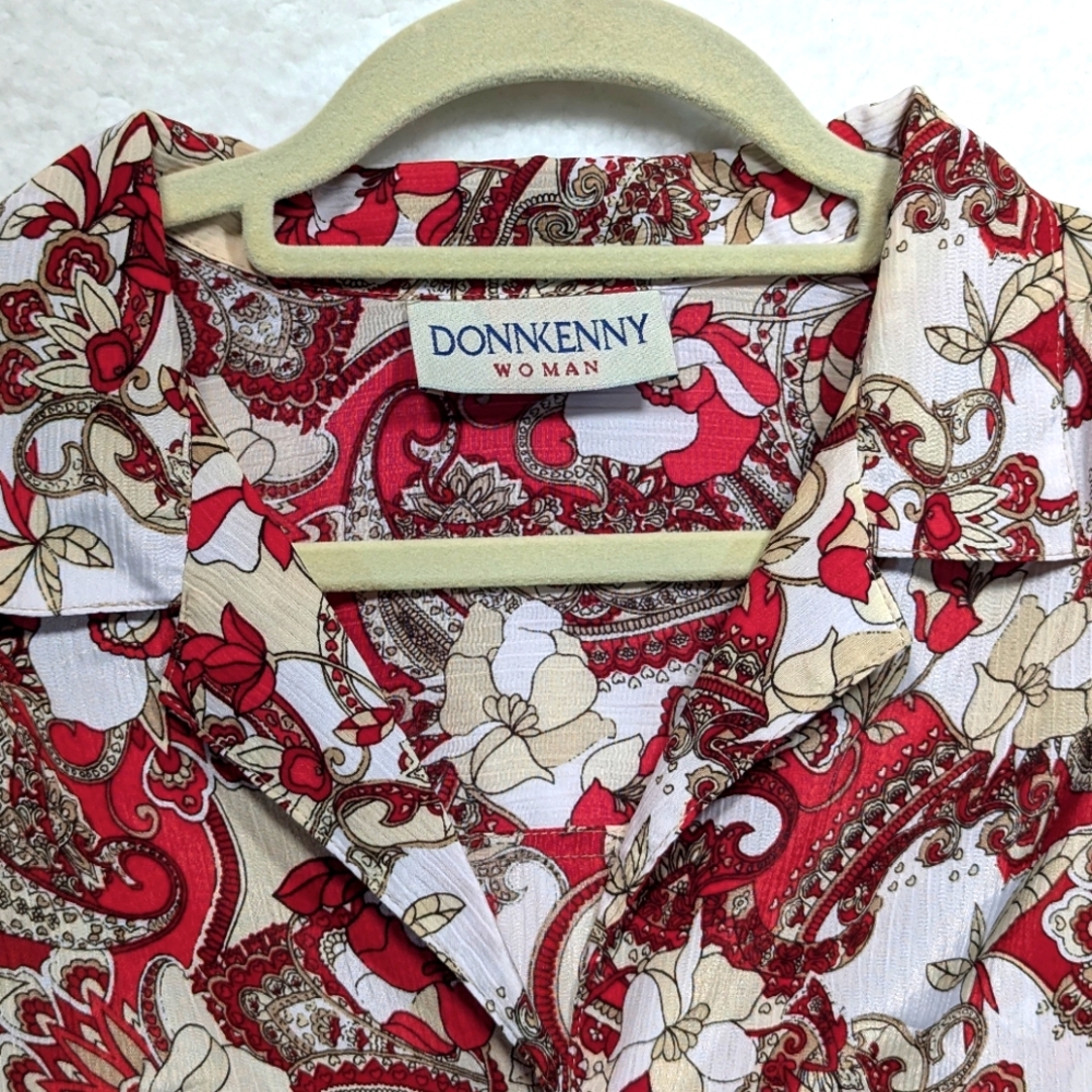 4/$75 Donnkenny Woman Floral Paisley Collared Blouse Lightweight Red White - Picture 3 of 7